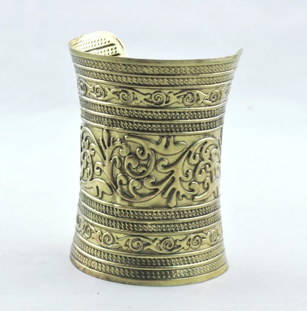 Vintage Alloy Wide Cuff Bracel - Men Accessories India review and price
