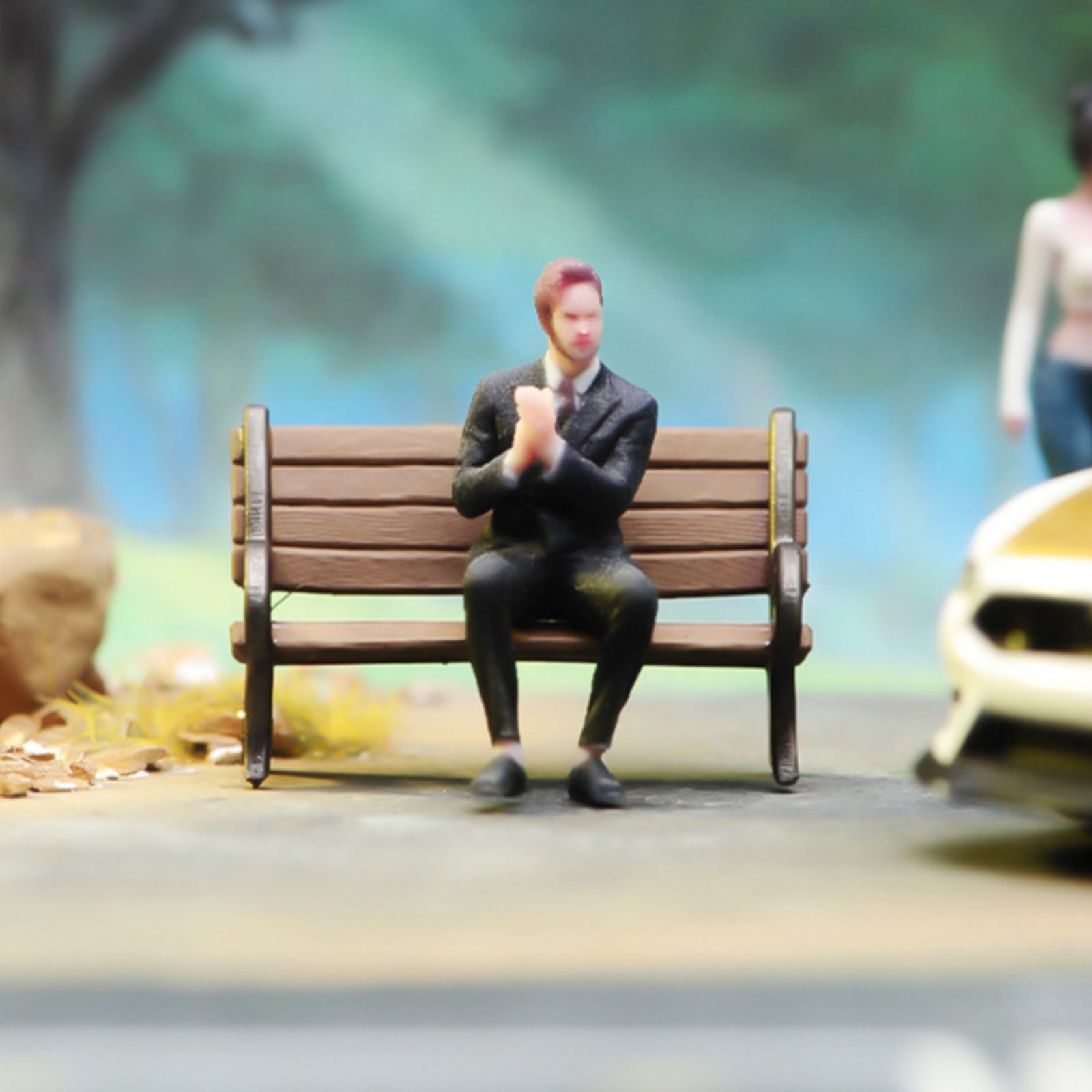 1:64 Scale Sitting Man Figure  - Men'S Suit Accessories review and price